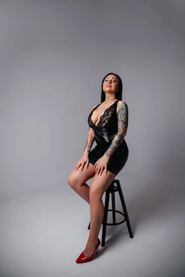 sara erotik massage bonn